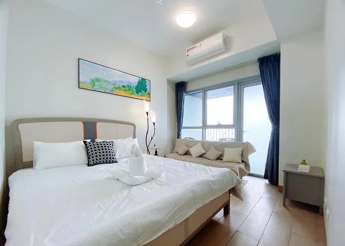 120 Sqm 3bedrooms Facing Bay Sunset, Airports, Okada, Solaire, Moa, Free Parking *