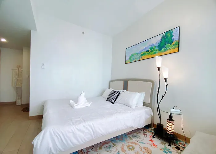 120 Sqm 3bedrooms Facing Bay Sunset, Airports, Okada, Solaire, Moa, Free Parking *