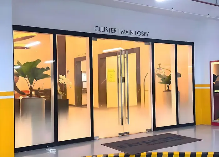 Apartment 120 Sqm 3bedrooms Facing Bay Sunset, Airports, Okada, Solaire, Moa, Free Parking *