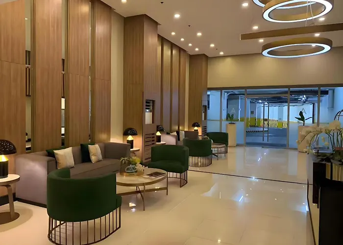 Apartment 120 Sqm 3bedrooms Facing Bay Sunset, Airports, Okada, Solaire, Moa, Free Parking *